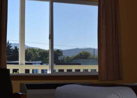 The Royal Victorian Motel 4
