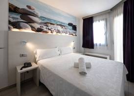 Aparthotel Miami Park 4