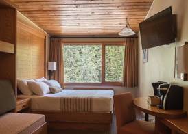 Sunshine Mountain Lodge 3