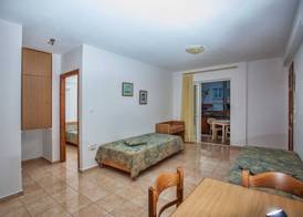 Ilian Beach & Apartments 5