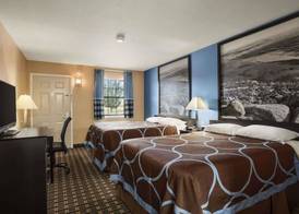 Super 8 by Wyndham Henryetta 5