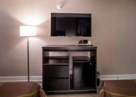Super 8 by Wyndham Rockford South 4