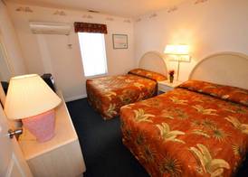Riviera Resort & Suites 5