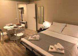 Honey Rooms Ferrara 3