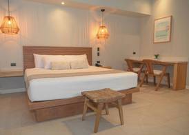 Mirasurf Hotel & Waves 3