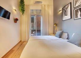 Aqua Apartment by Olala Homes 4