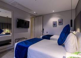 4 Sur Hotel 4