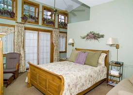 WeatherPine Inn 3