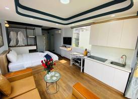 Home Away Do Quang Dau 2