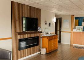 Travelodge by Wyndham Escanaba 3