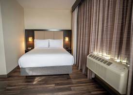 Holiday Inn Express Long Island City E - New York by IHG 5
