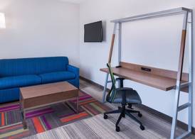 Holiday Inn Express & Suites FORT WORTH WEST by IHG 2