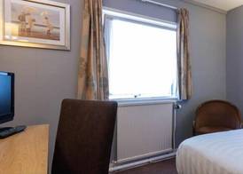 The Caledonian Hotel 4