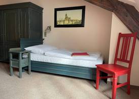 U Cervene zidle - Red Chair Hotel 4
