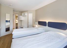 Hotel Welcome Inn 5