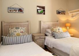 Acacia Crescent Seaview Manor 4