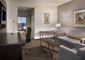 Hilton Toronto/Markham Suites Conference Centre & Spa 5
