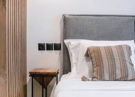 Avia Deluxe Studio - Athens Modern Escape 2