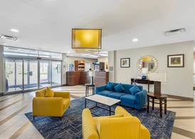 Comfort Suites West Jacksonville 3