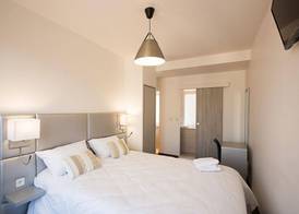 HOTEL AMBASSADEUR 2