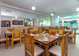 Hotel Costa Bonita 5