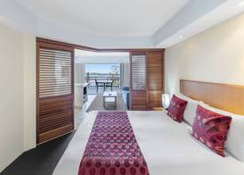 Ramada Resort by Wyndham Golden Beach 5