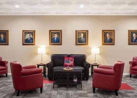 Ramada by Wyndham Richland Center 3