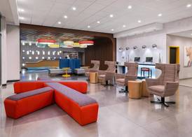 GLō Best Western Enid OK Downtown - Convention Center Hotel 5
