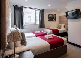 Sinclair's Rooms 5