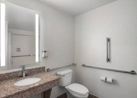 Garner Hotel Paducah West by IHG 2