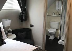 Ashbourne House 5