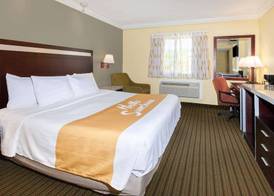 Days Inn by Wyndham Nanuet / Spring Valley 3