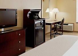 Armoni Inn & Suites 2
