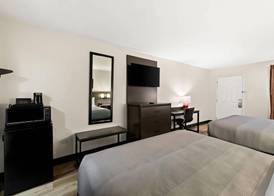 Quality Inn & Suites Dumas 5