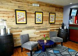 Microtel Inn & Suites by Wyndham London 2