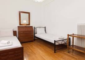 Koukaki Vintage Look 2BR Apt w Balcony 4