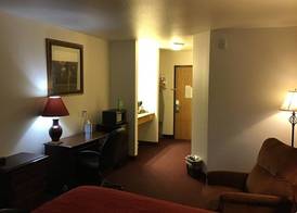 Super 8 by Wyndham Rexburg 3