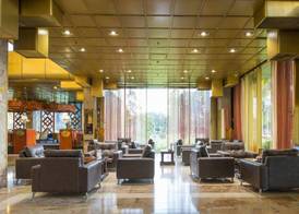 Rainbow Towers Hotel & Conference Centre 2