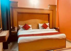 Gyan Ganga - A Luxurious Hotel 2