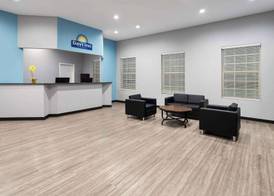 Days Inn of Frederick by Wyndham 3