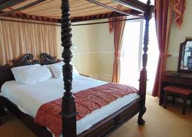 San Clu Hotel, Bar & Brasserie 3