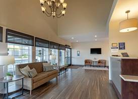 Best Western Plus Inn at the Vines 2