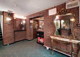 Royal Oakwell Hotel 2