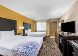 La Quinta by Wyndham Carlsbad - Legoland Area 5