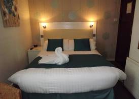 The Strathdon 5