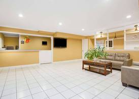 Super 8 by Wyndham Defuniak Springs 2