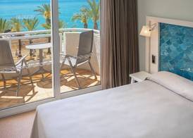Caprici Beach Hotel & Spa 4