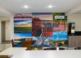 Clarion Pointe Bettendorf - Quad Cities 3