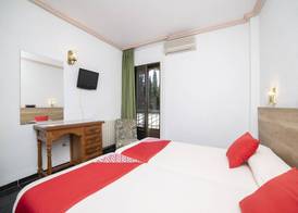 Hotel El Prado by Vivere Stays 5