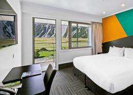 Mt Cook Lodge and Motels 2